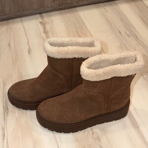 Tommy Hilfiger Pilowi Cozy Platform Cold Weather Boots